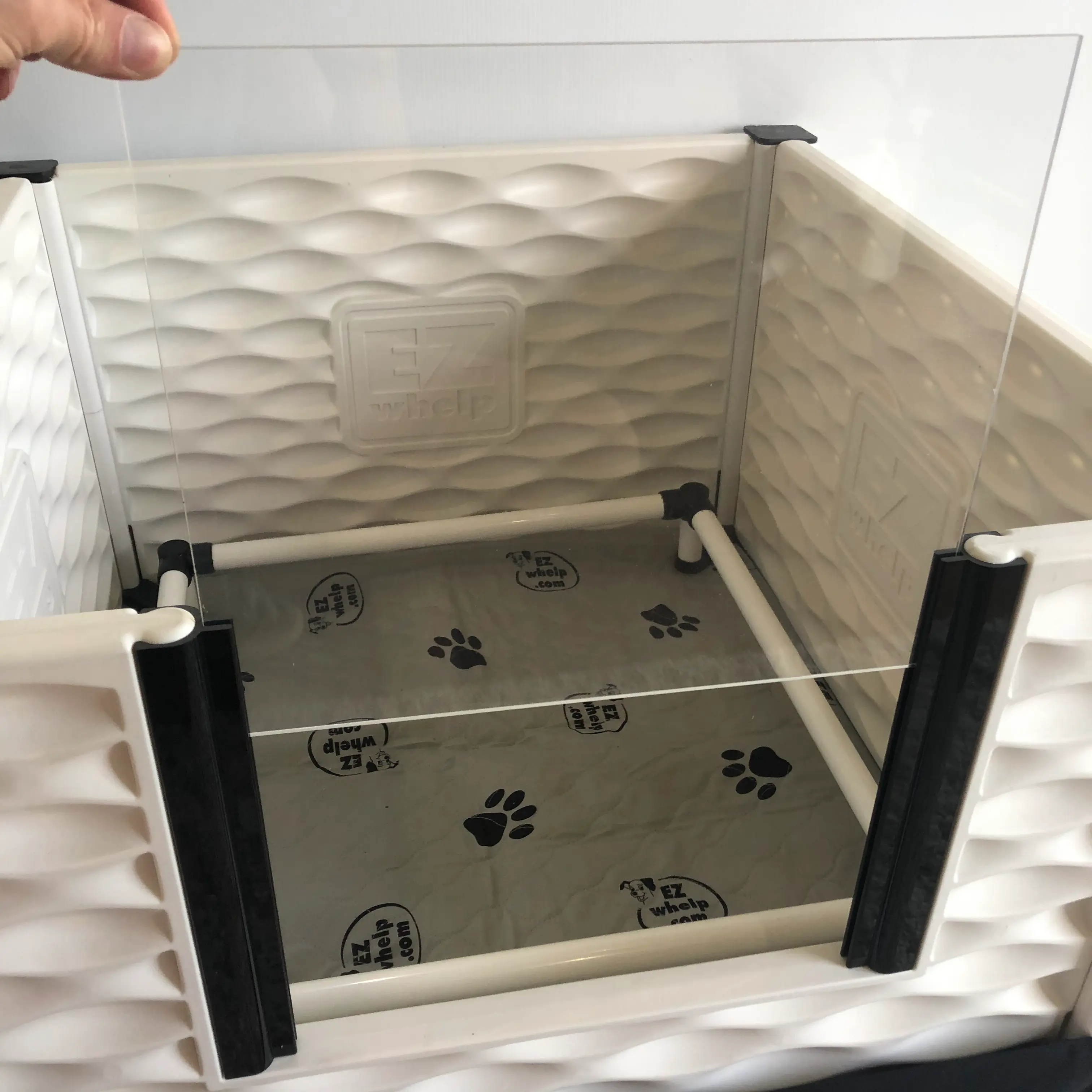 Acrylic Glass Door Sets for EZclassic Whelping Boxes (Standard and Tall) - Image 5