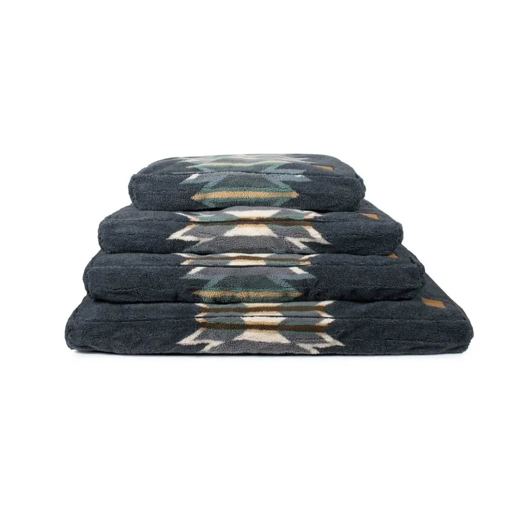 Pendleton Berber Pet Napper w/ Chopped foam Fill - Image 6